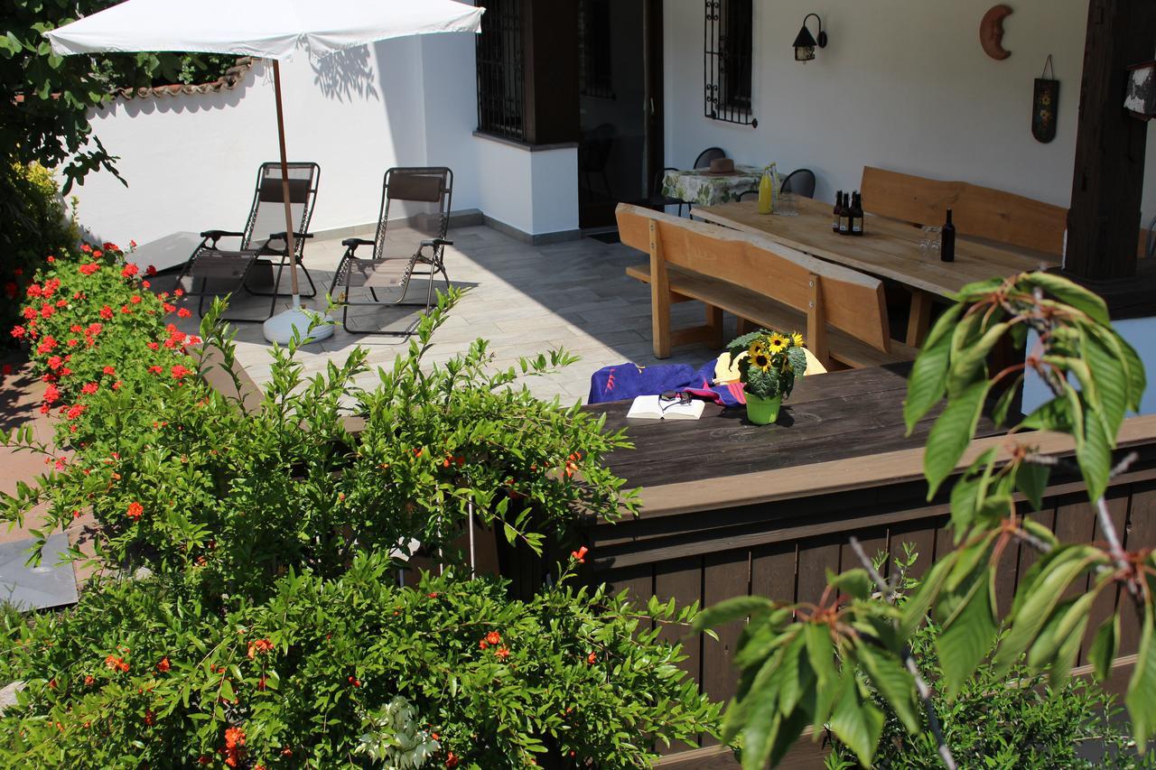 Eco Bnb & Apartments Bruendlerhof มาร์เลงโก ภายนอก รูปภาพ