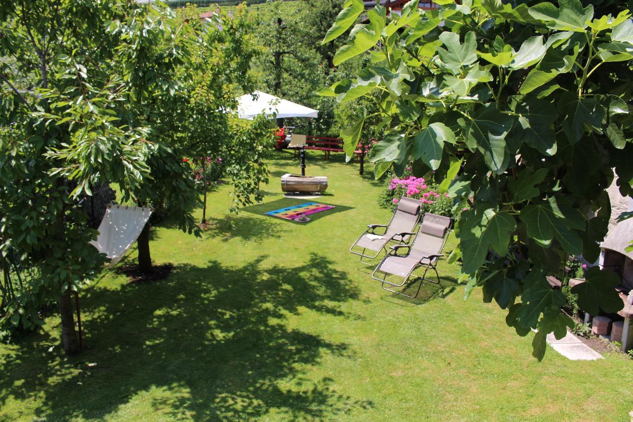 Eco Bnb & Apartments Bruendlerhof มาร์เลงโก ภายนอก รูปภาพ