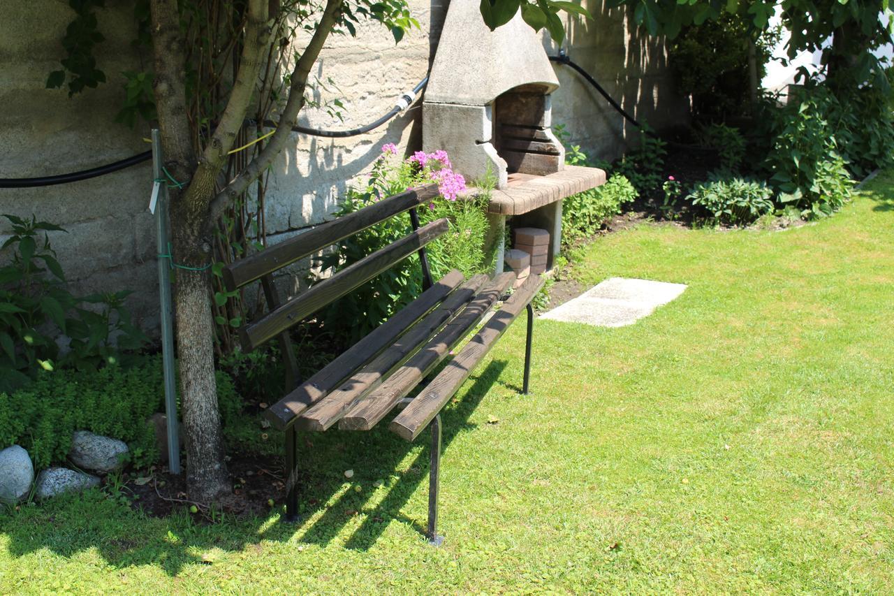 Eco Bnb & Apartments Bruendlerhof มาร์เลงโก ภายนอก รูปภาพ