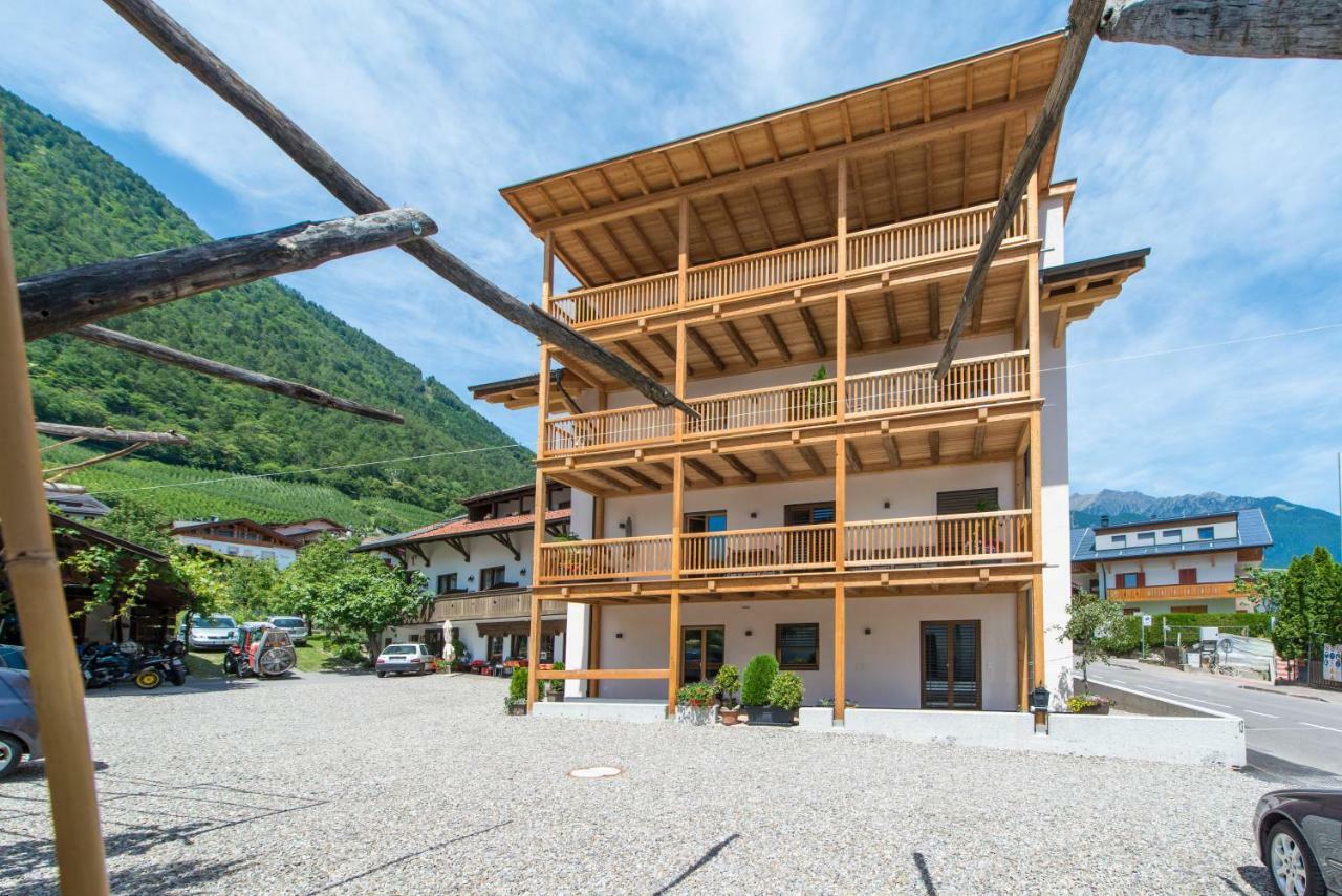 Eco Bnb & Apartments Bruendlerhof มาร์เลงโก ภายนอก รูปภาพ